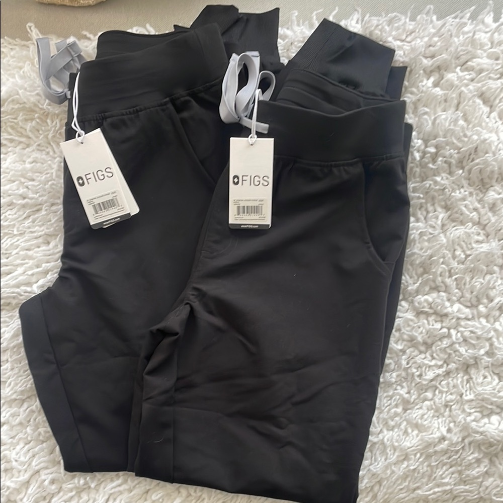 Figs Black Bottoms